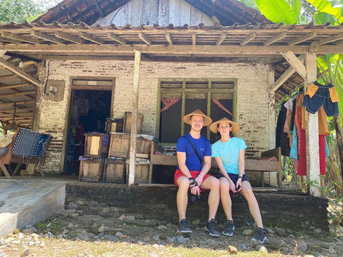 Adventure Turtle Homestay Meru Betiri Sarungan Екстер'єр фото