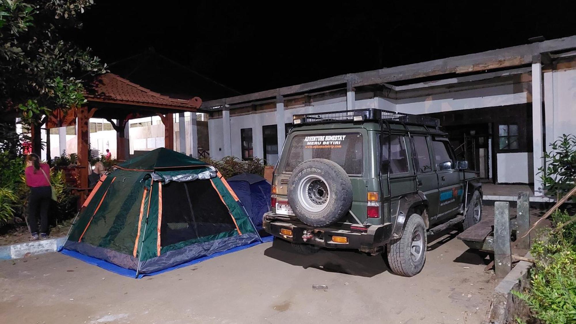 Adventure Turtle Homestay Meru Betiri Sarungan Екстер'єр фото